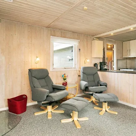 7 Person Holiday In Vakantiehuis *